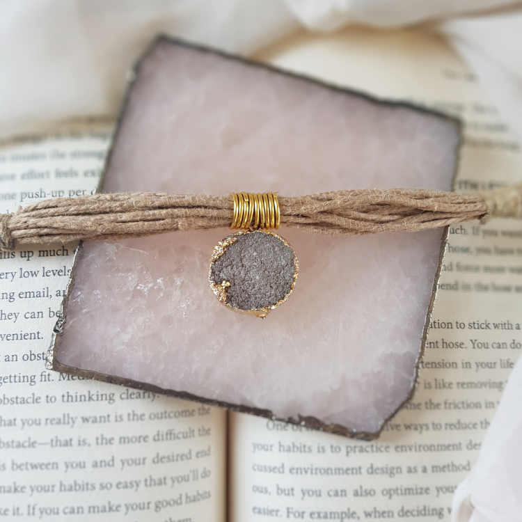 Noore Luxe Bohemian Bracelet