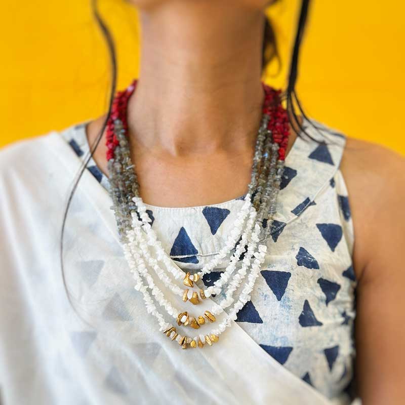 3 Stones Story Necklace (Red)