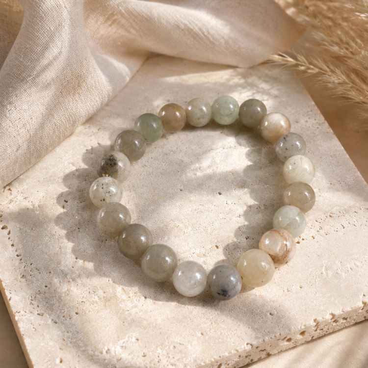 Moon Crest Roundstone Bracelet