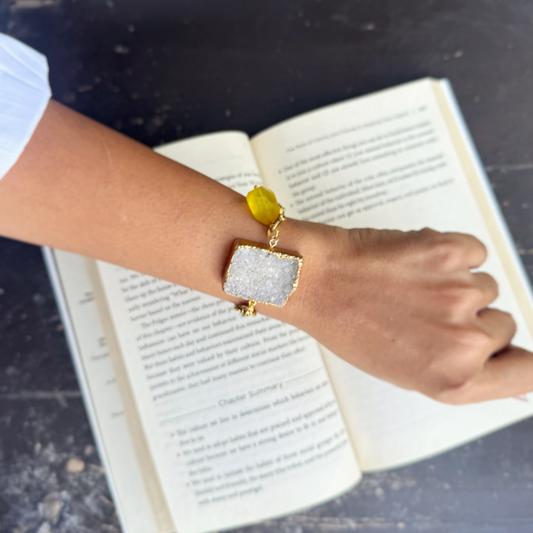 Yellow Hint Agate Luxe Chain Bracelet