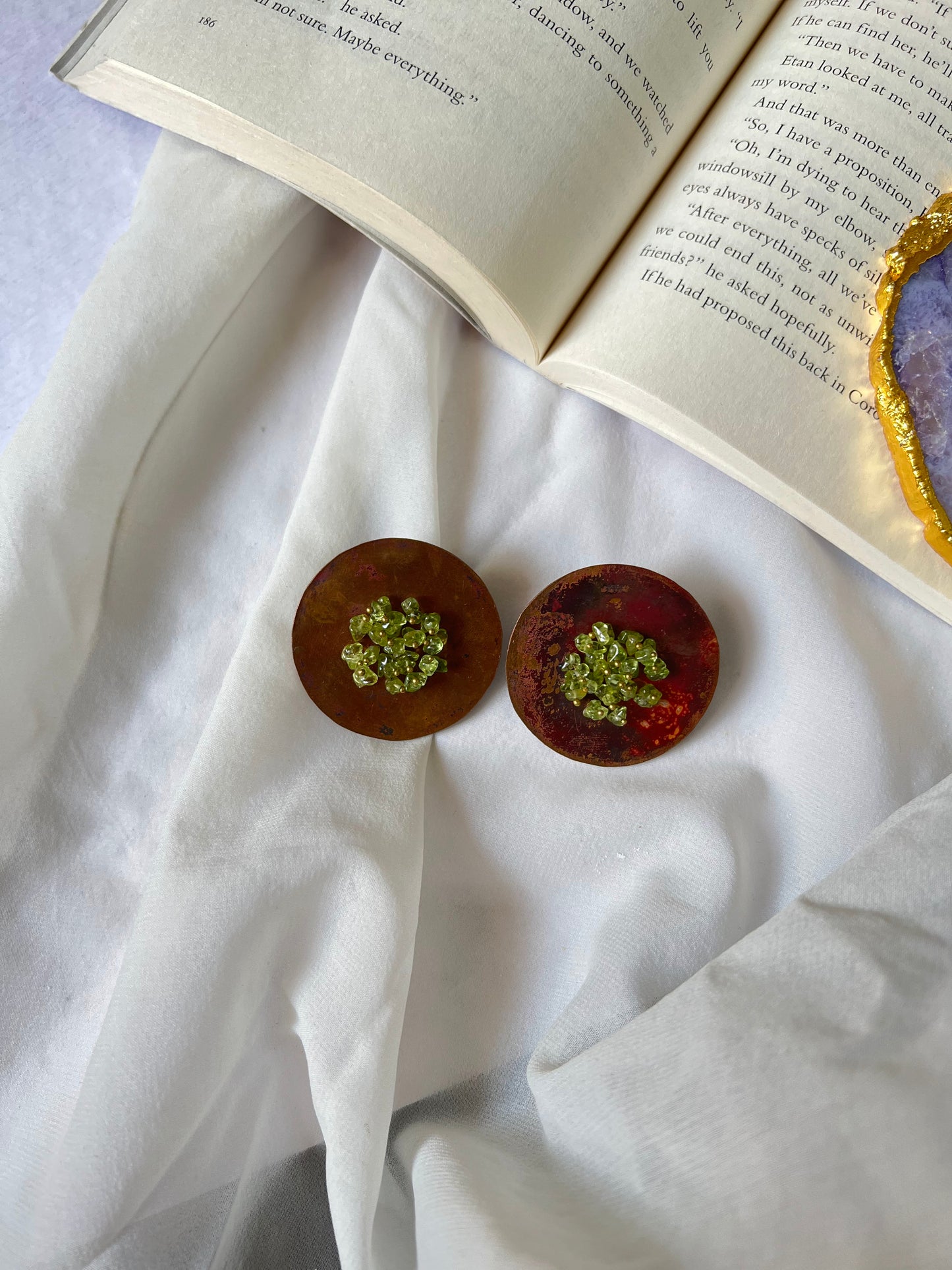 Rose Plate In Fresh Green Earrings