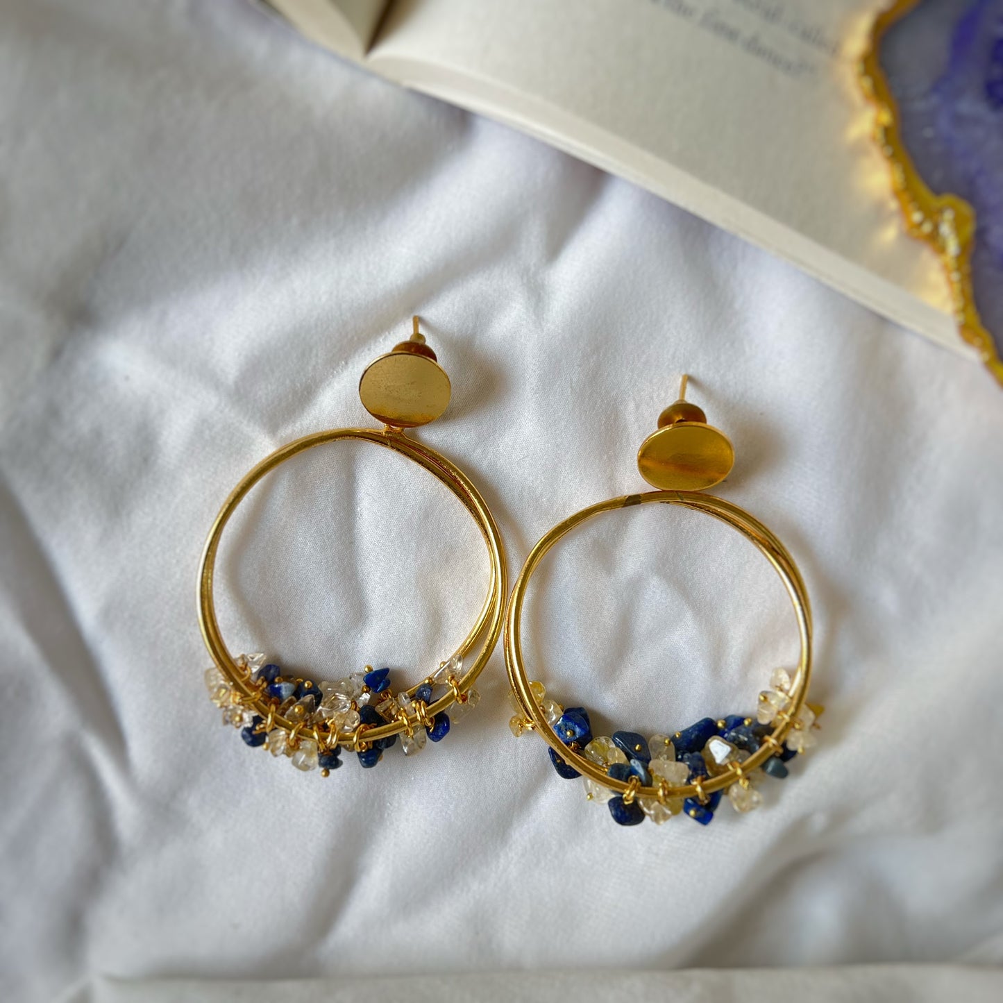 Dark Knight Tangle Blue Hoops