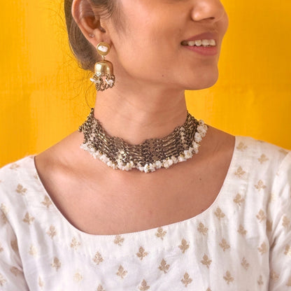 Naaz White Choker Set